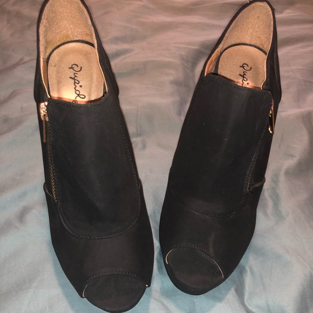 ✨ Sexy Open Toe Booties ✨